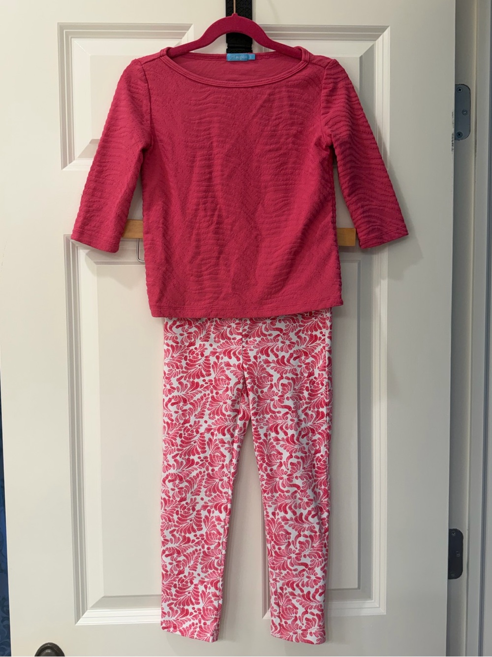 J. McLaughlin Pink Long-Sleeve Top with Floral Print Leggings